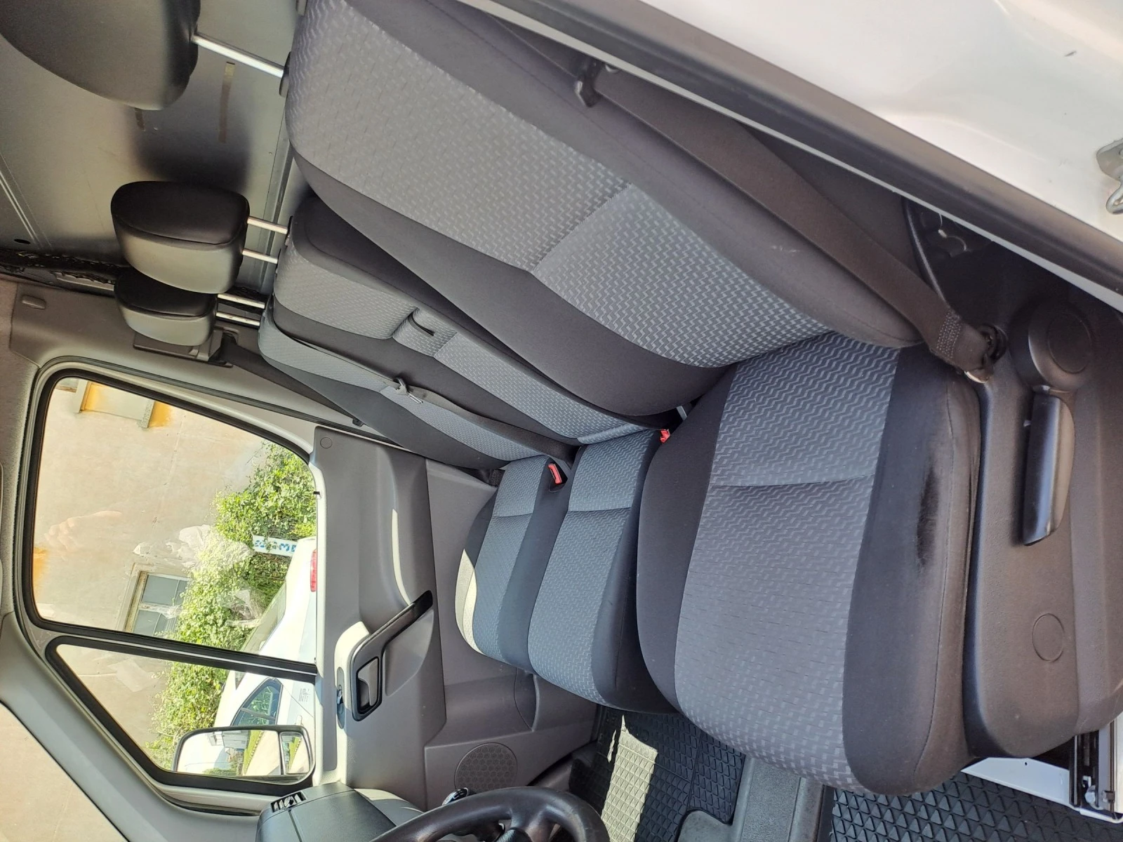 VW Crafter 2.0 TDI - изображение 8