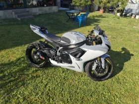 ������ Suzuki Gsxr