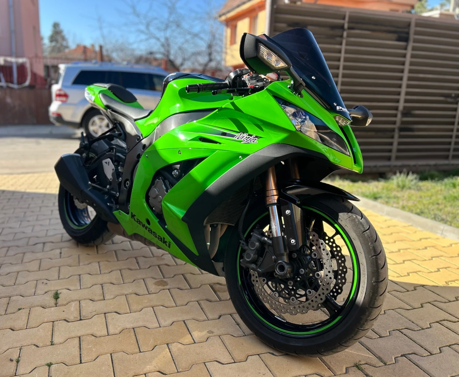 Kawasaki Zxr NINJA ZX10R 2011