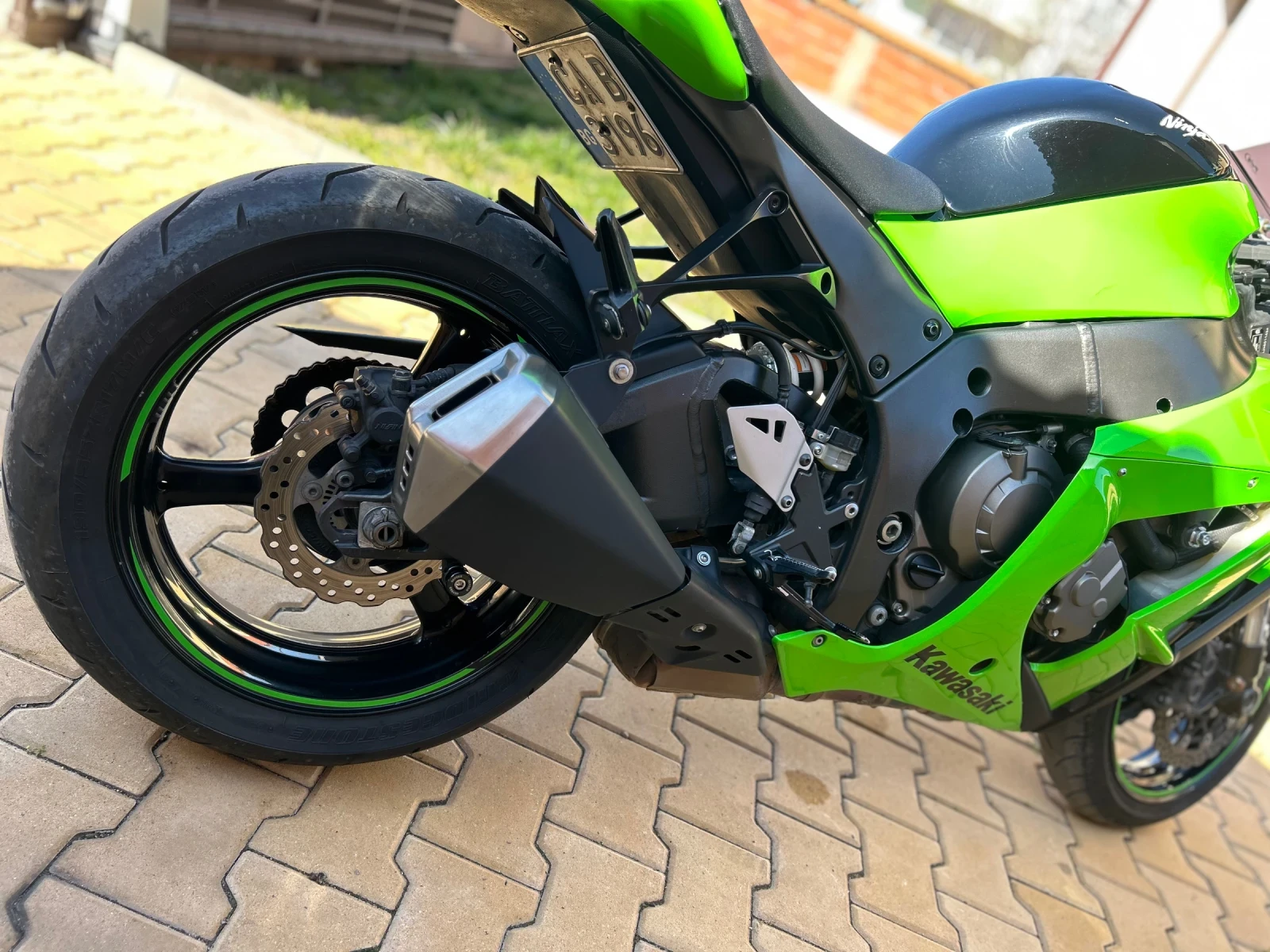 Kawasaki Zxr NINJA ZX10R 2011, снимка 12 - Мотоциклети и мототехника - 53836350