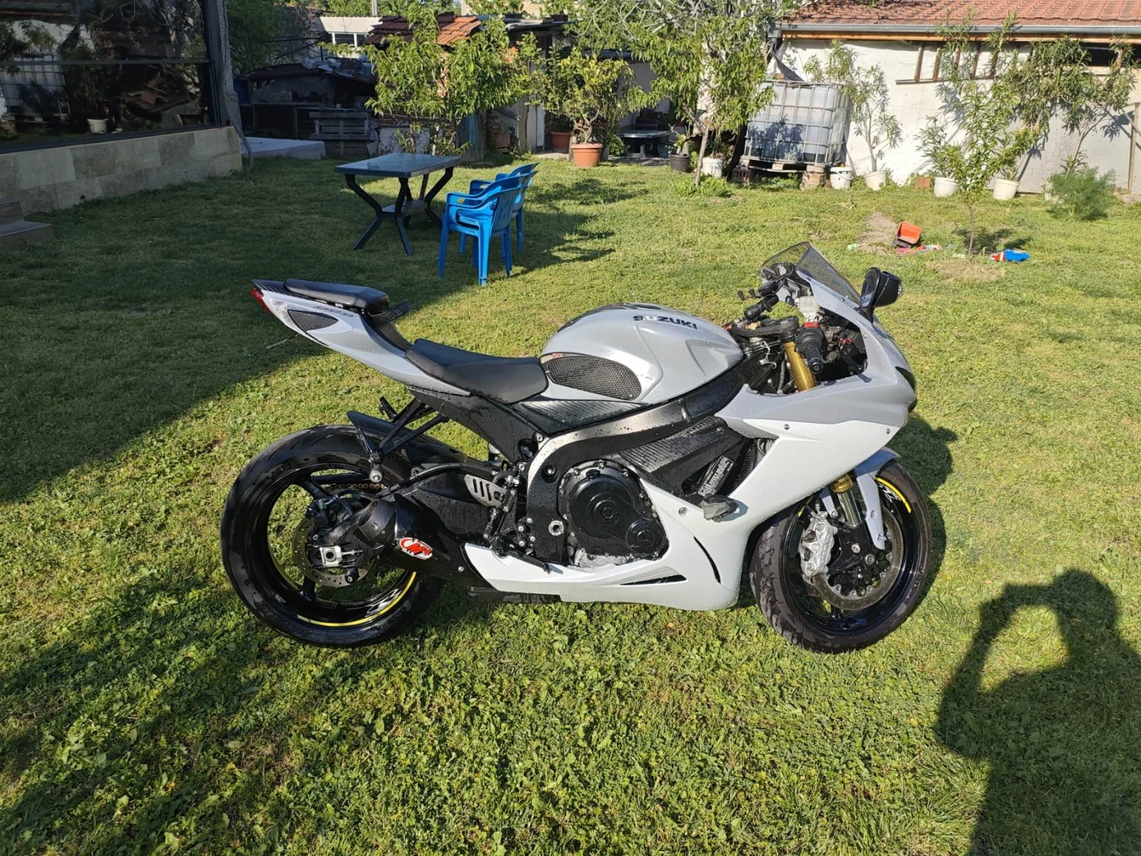 Suzuki Gsxr 750 2022г. Като нов, снимка 5 - Мотоциклети и мототехника - 54319145