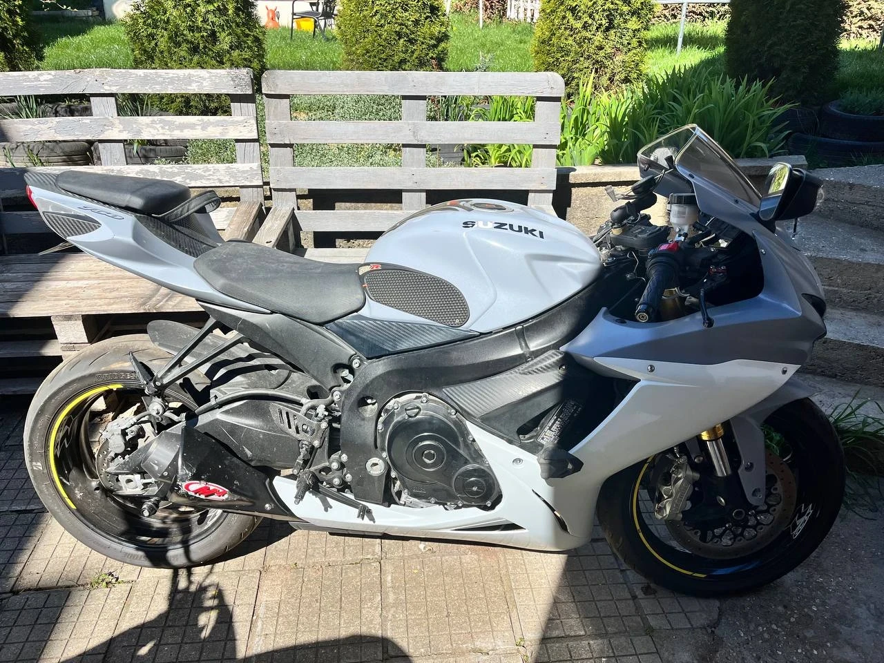 Suzuki Gsxr 750 2022г. Като нов