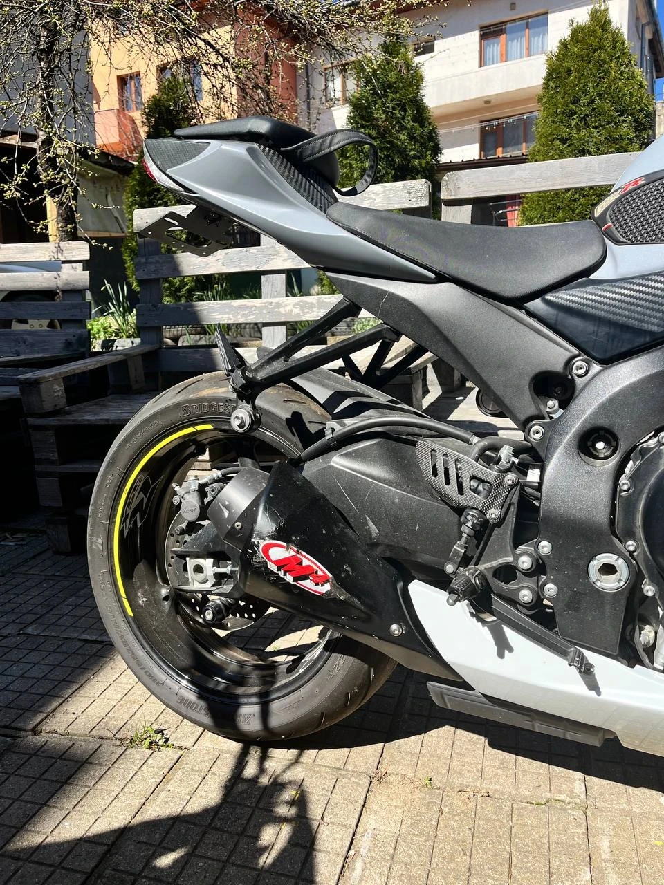 Suzuki Gsxr 750 2022г. Като нов, снимка 4 - Мотоциклети и мототехника - 54319145