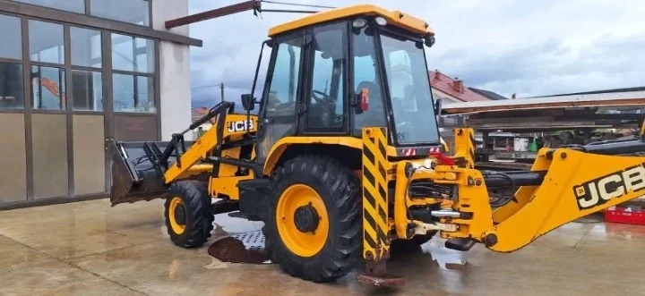 Багер JCB 3DX - изображение 2
