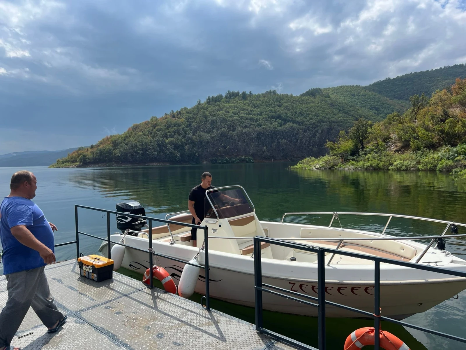 ������� ���� ��������� ������������ 2001 | Mobile.bg � ����������� 1