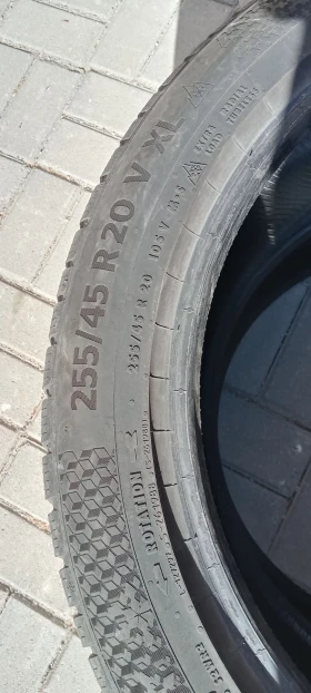 Гуми Зимни 255/45R20, снимка 5