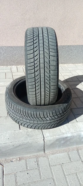 Гуми Зимни 255/45R20, снимка 2
