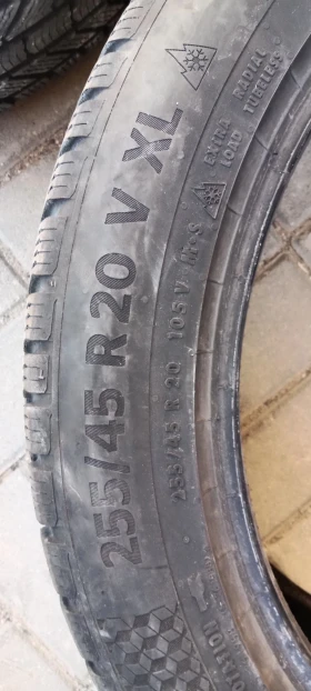 Гуми Зимни 255/45R20, снимка 7