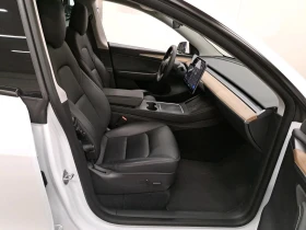 Tesla Model Y Long Range, снимка 6