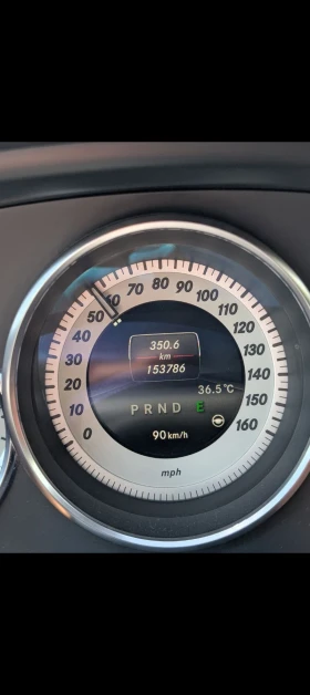 Mercedes-Benz CLS 550 RWD, снимка 6
