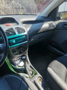 Обява за продажба на Peugeot 206 1.4 , 75к.с бензин без газ ~3 090 лв. - изображение 9