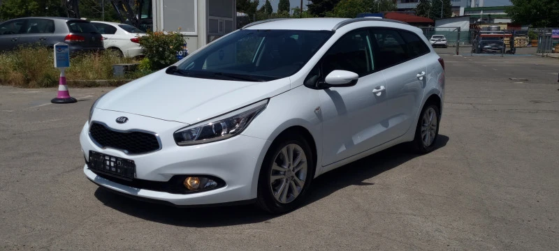 Kia Ceed 1.6 CRDI 105k.c UNIKAT ITALIA EURO 5B , снимка 3 - Автомобили и джипове - 46321101