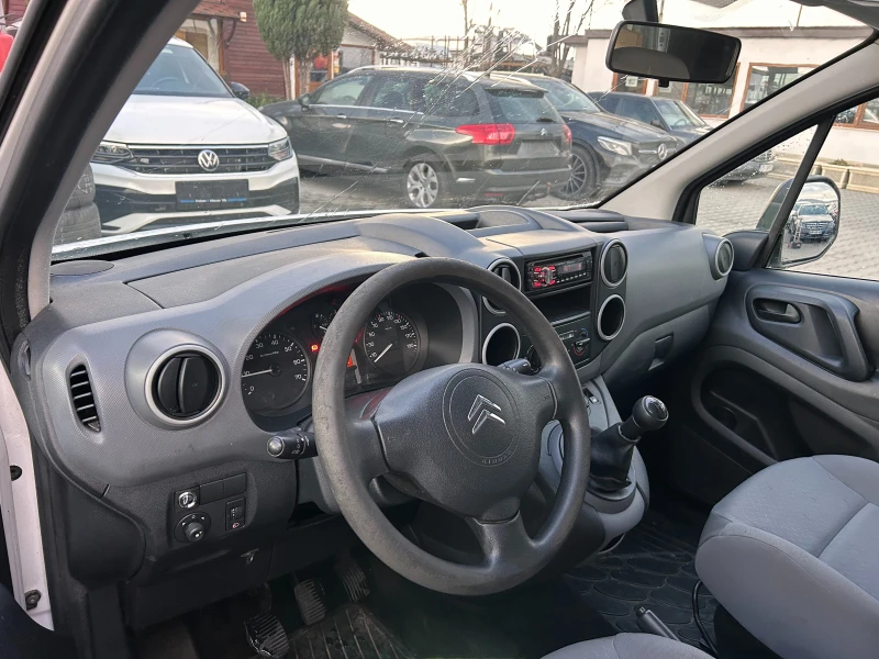 Citroen Berlingo 1.6HDI , снимка 12 - Автомобили и джипове - 48070585