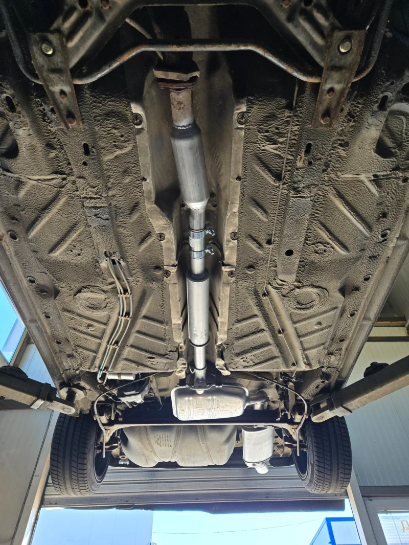 VW Corrado 2.0/136 !!!всички екстри!!!, снимка 16 - Автомобили и джипове - 51312202