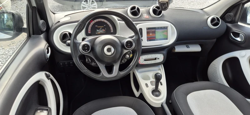 Smart Forfour 1.0-71кс.автоматик, снимка 14 - Автомобили и джипове - 52170825