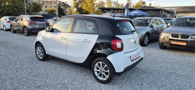 Smart Forfour 1.0-71кс.автоматик, снимка 9 - Автомобили и джипове - 52170825