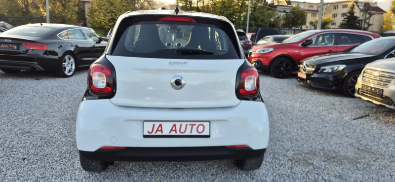 Smart Forfour 1.0-71кс.автоматик, снимка 7 - Автомобили и джипове - 52170825