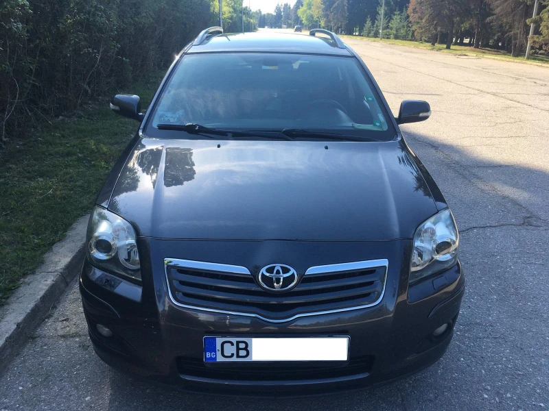 Toyota Avensis 2.4 бензин, снимка 10 - Автомобили и джипове - 52476093