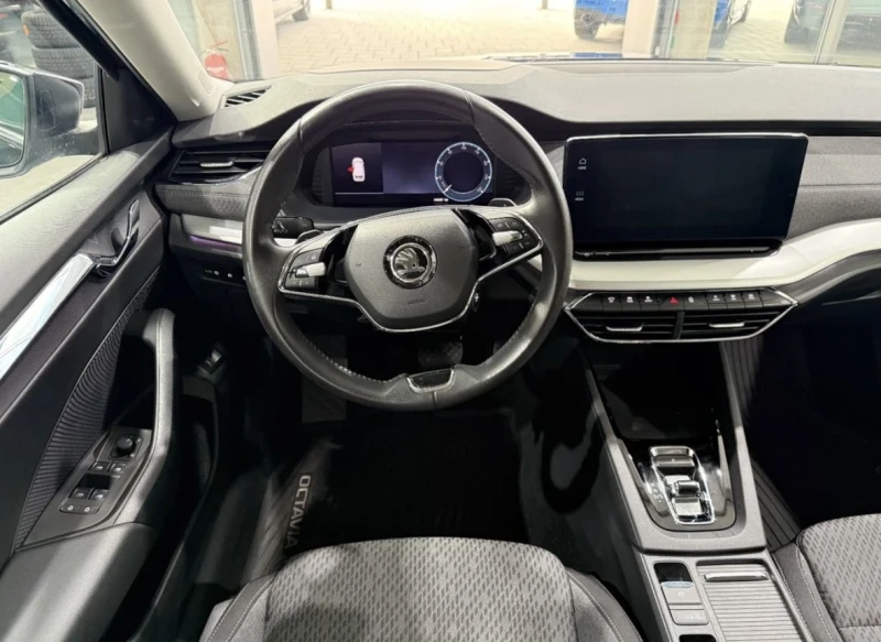 Skoda Octavia 2.0TDI* FirstEdition* Камера* Германия, снимка 13 - Автомобили и джипове - 52728859