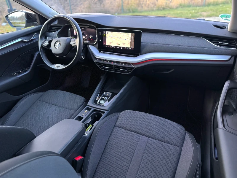 Skoda Octavia 2.0TDI* FirstEdition* Камера* HeadUP* Германия, снимка 8 - Автомобили и джипове - 52728859