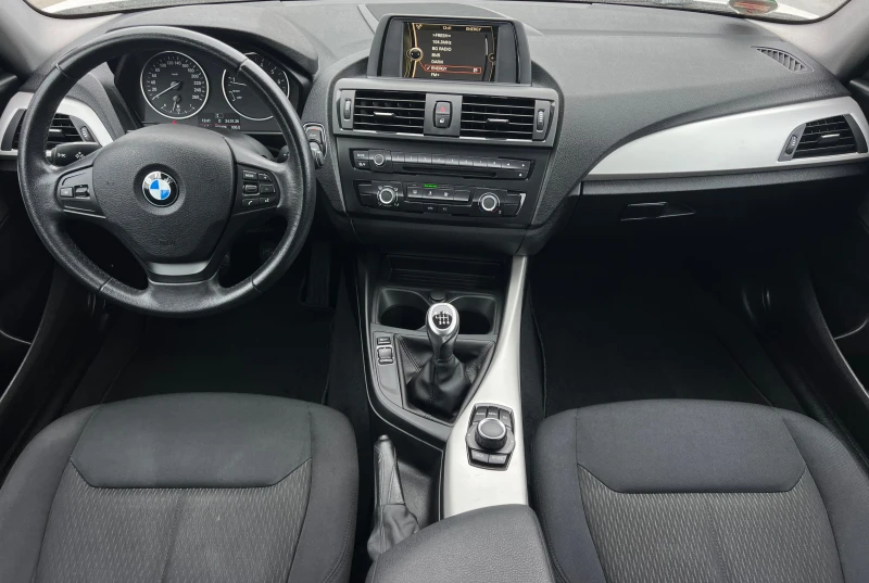 BMW 116 i KEYLESS/NAVI/PODGREV/6sk/KLIMATRONIK/UNIKAT, снимка 15 - Автомобили и джипове - 53266959