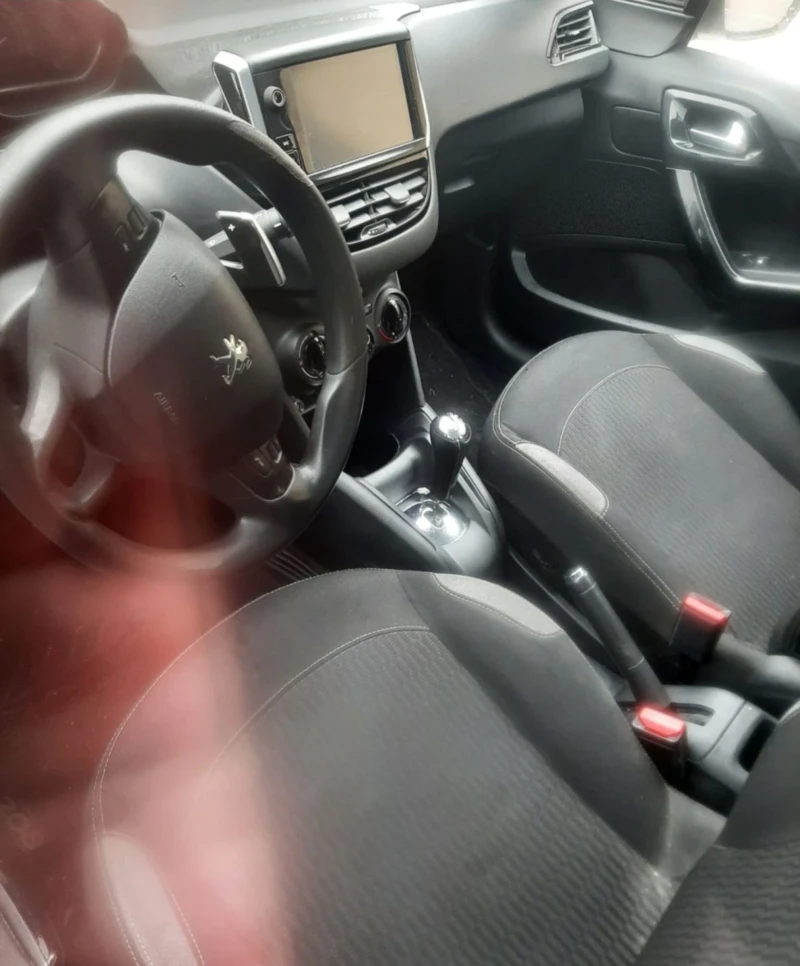 Peugeot 208 1.2I(82)* АВТОМАТИК* FACELIFT* НАВИГАЦИЯ* , снимка 3 - Автомобили и джипове - 53488554