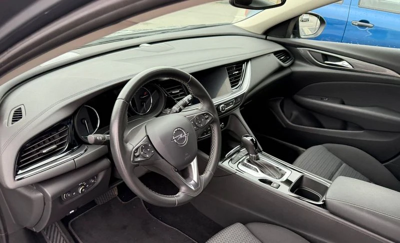 Opel Insignia 1.5 D Facelift Automatic Sport Tourer Business - изображение 7