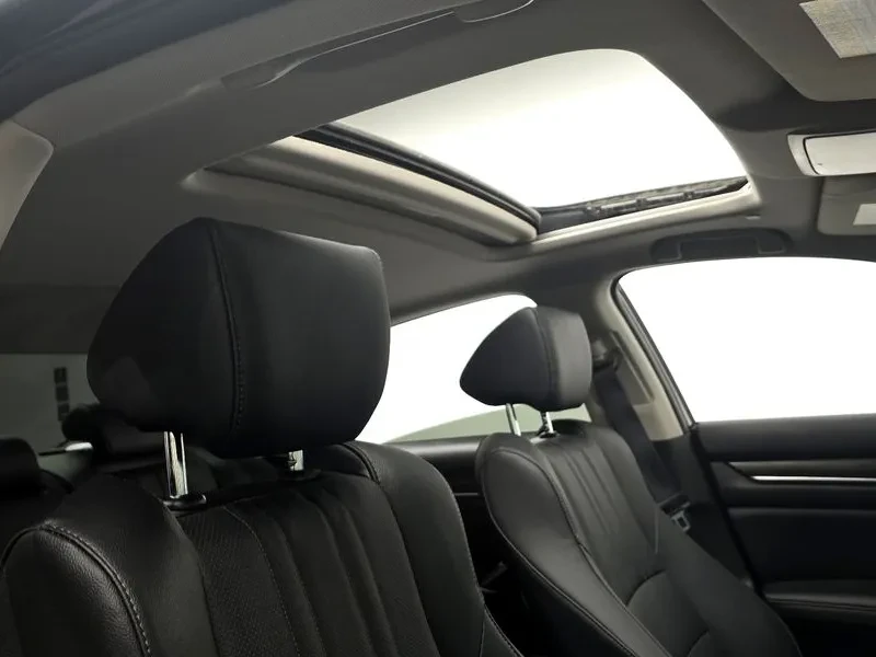 Honda Accord 10Th Generation 1.5 Turbo, снимка 16 - Автомобили и джипове - 55951447