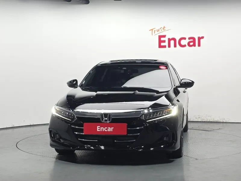 Honda Accord 10Th Generation 1.5 Turbo, снимка 3 - Автомобили и джипове - 55951447