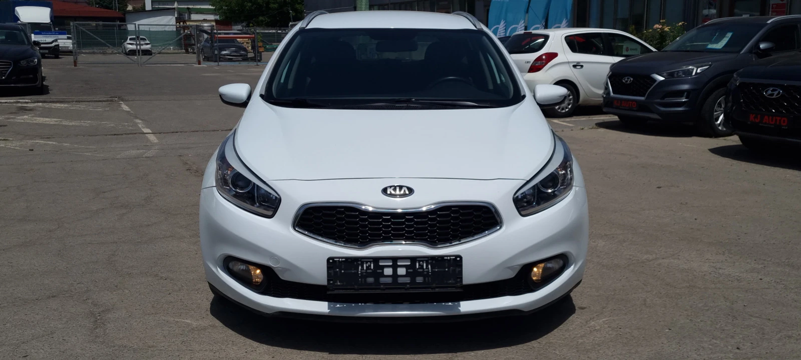 Kia Ceed 1.6 CRDI 105k.c UNIKAT ITALIA EURO 5B  - изображение 2