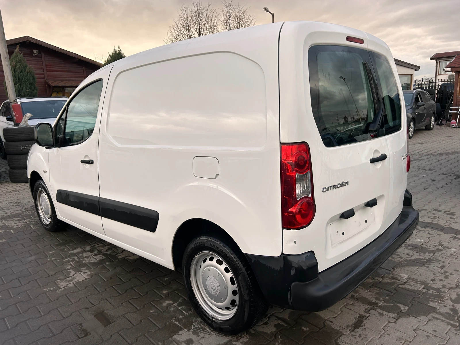 Citroen Berlingo 1.6HDI  - изображение 8