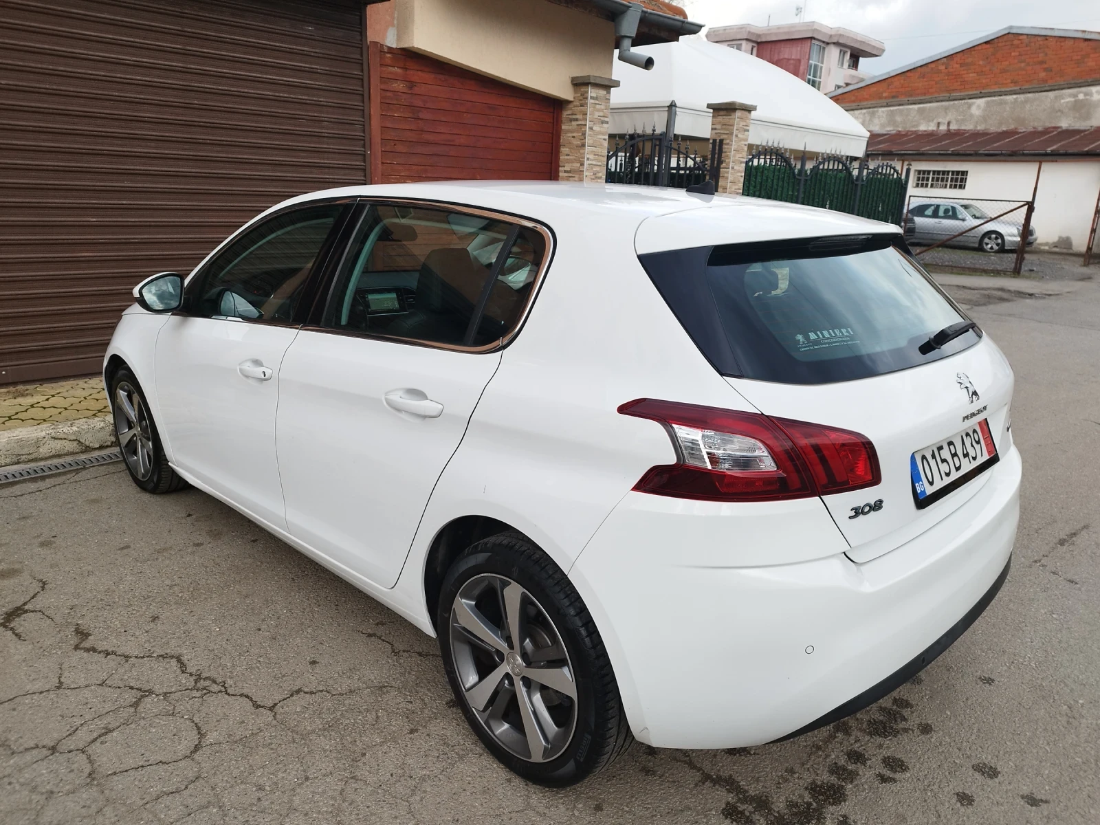 Peugeot 308 1.6 HDI, FULL LED - изображение 6