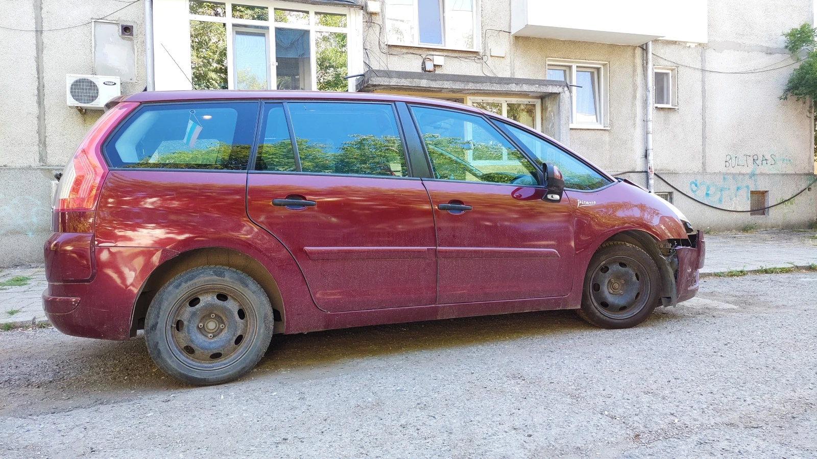 Citroen C4 Picasso 1.6 HDI - изображение 4