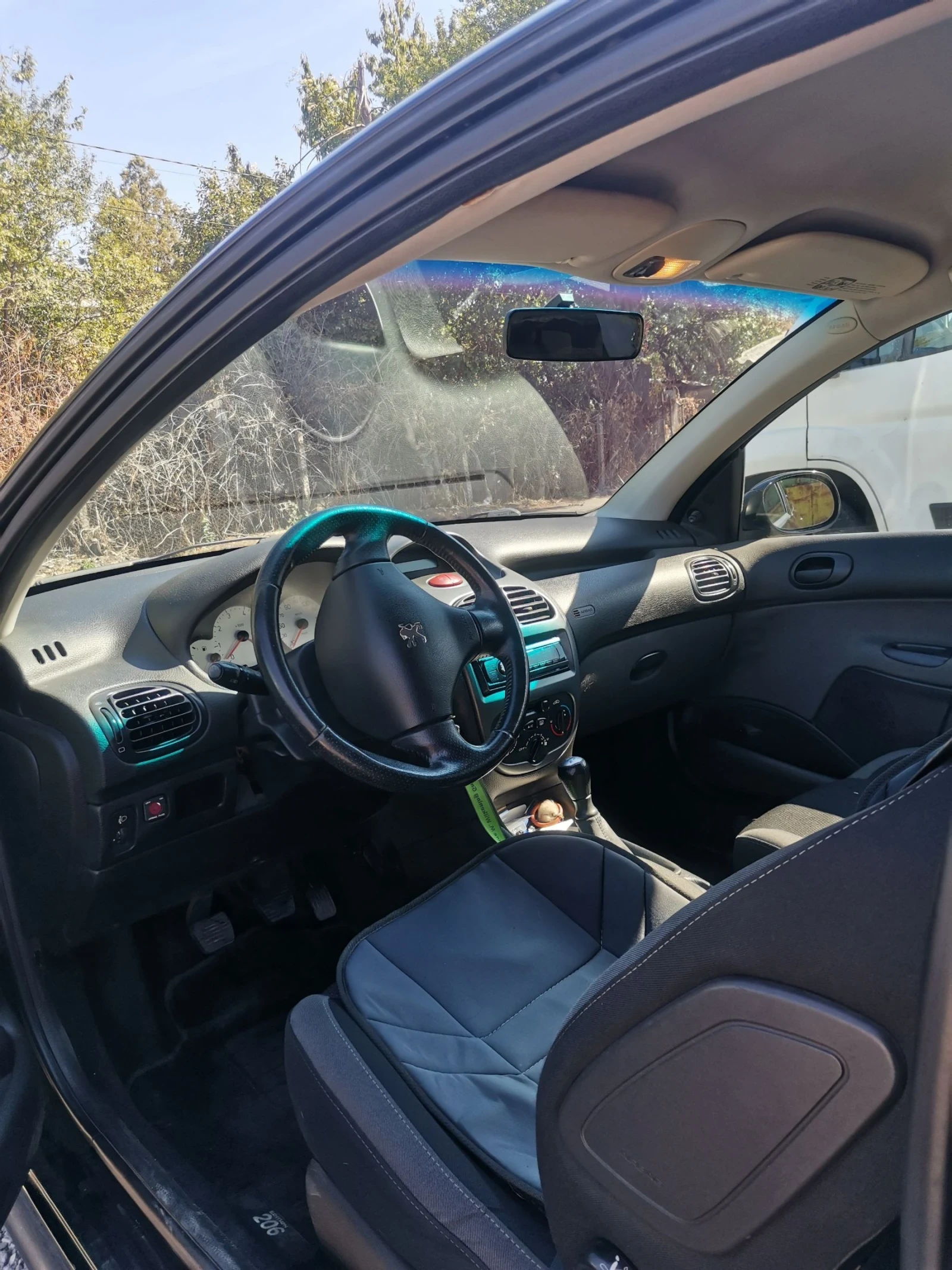 Peugeot 206 1.4 , 75к.с бензин без газ - изображение 7