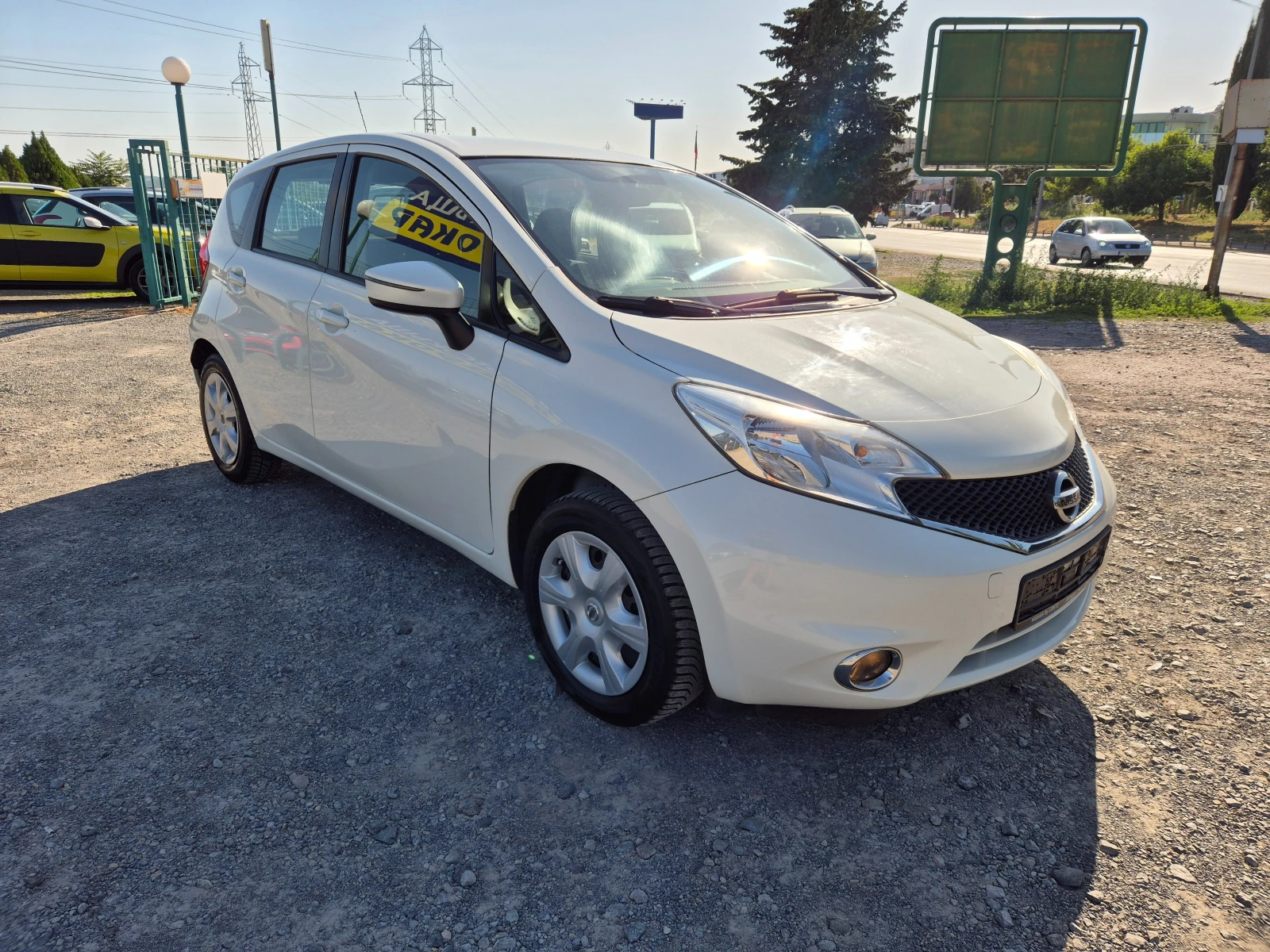 Nissan Note 1.2i - изображение 7