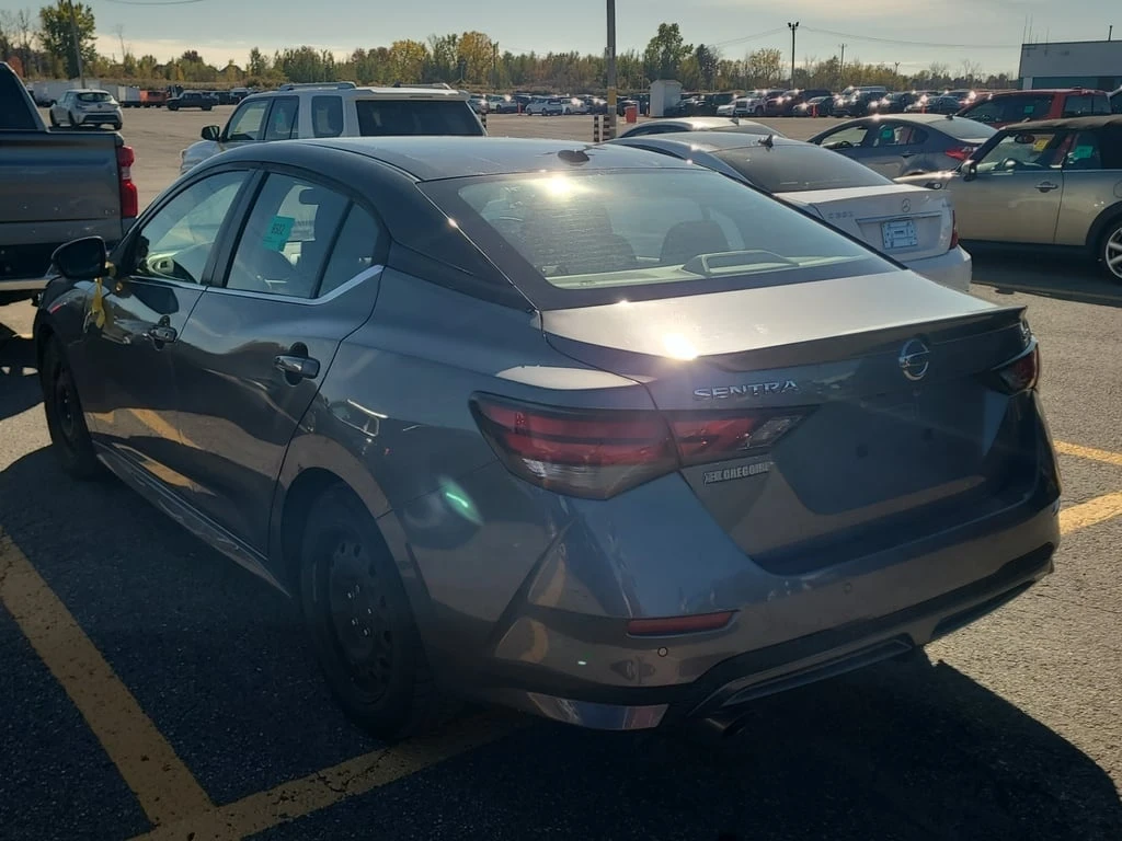 Nissan Sentra * SR * CARFAX * БЕЗ ПЪРВОНАЧАЛНА ВНОСКА - изображение 4