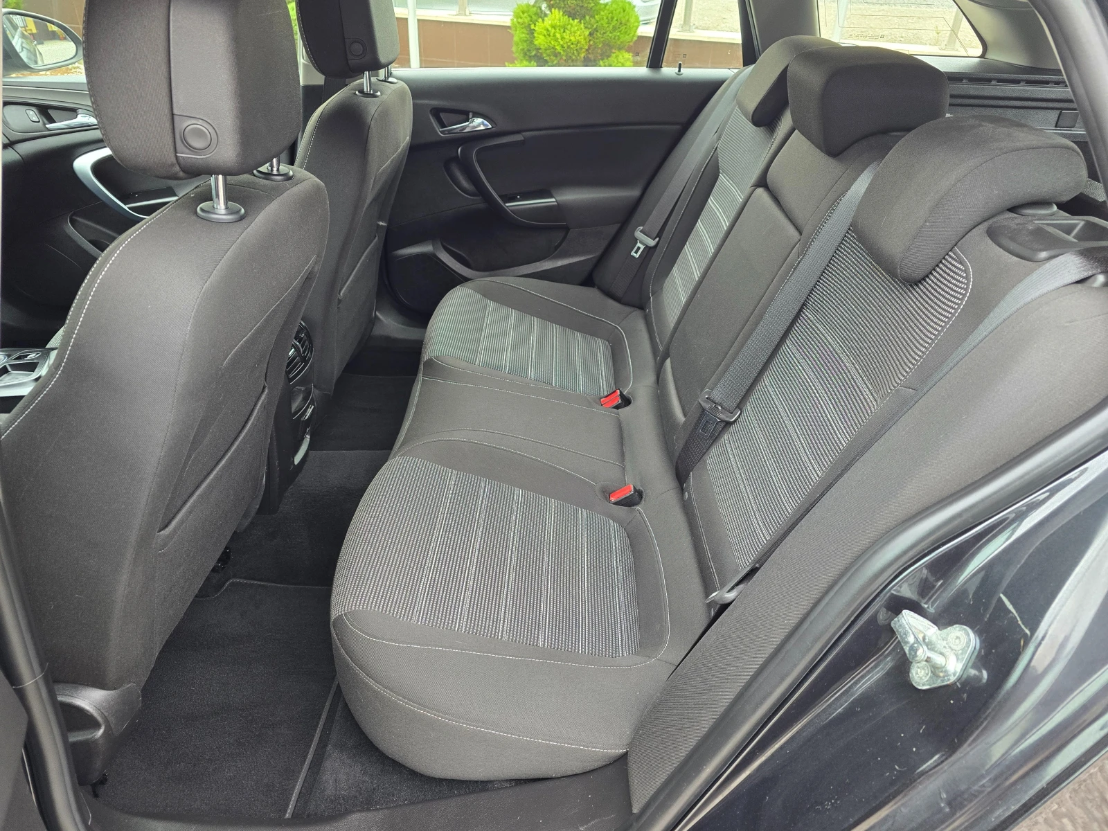 Opel Insignia 1.6 CDTI !! НАВИ !! ЕВРО 6b | Mobile.bg — изображение 14