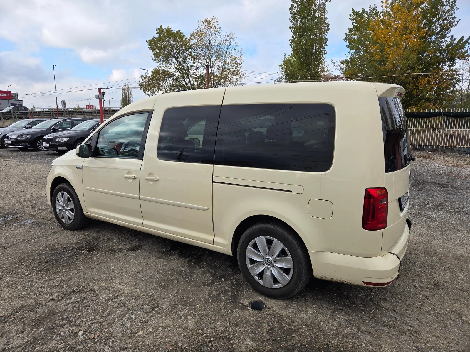 VW Caddy 2.0tdi MAXI | Mobile.bg   6