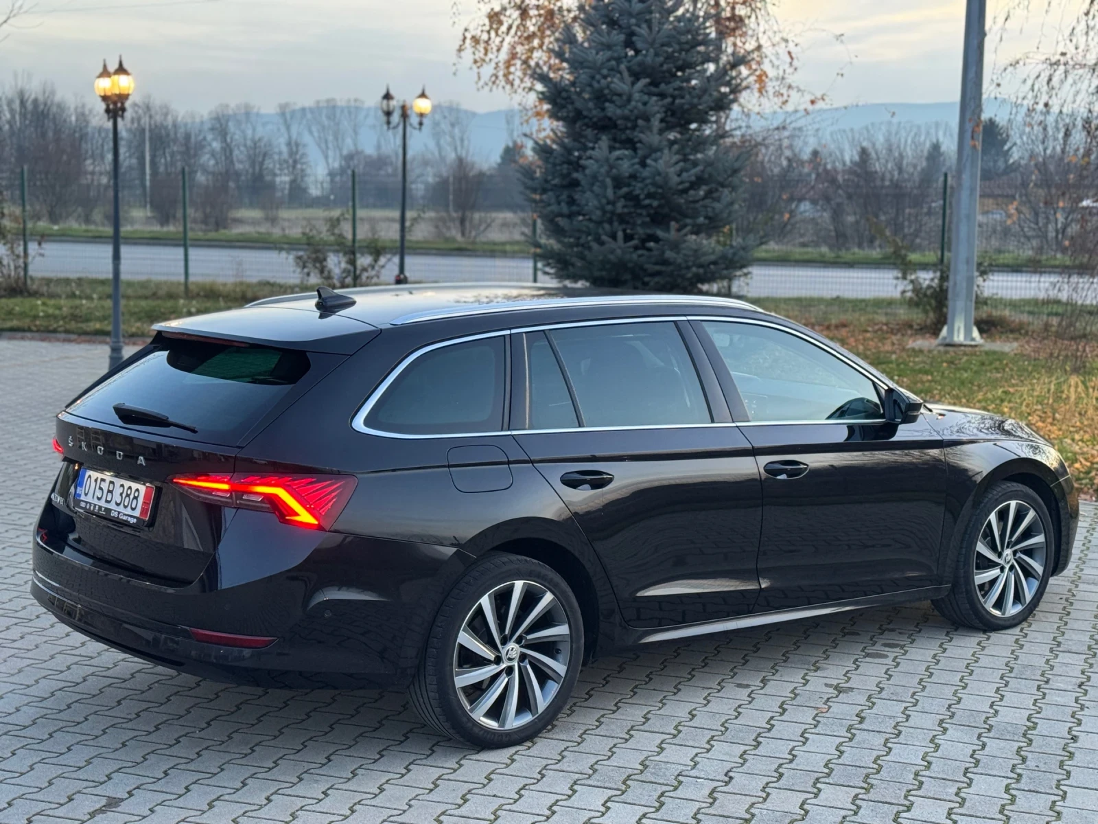 Skoda Octavia 2.0TDI* FirstEdition* ������* HeadUP* �������� | Mobile.bg � ����������� 6