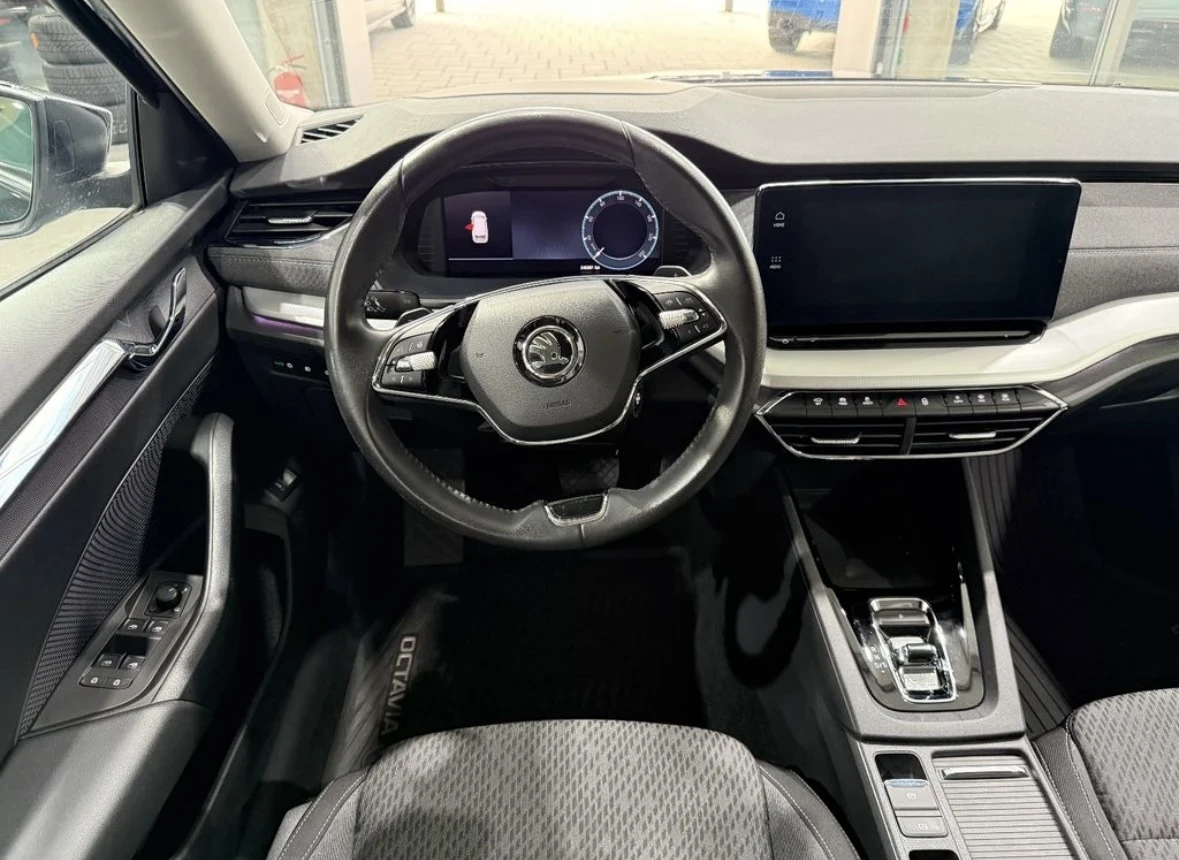 Skoda Octavia 2.0TDI* FirstEdition* ������* �������� | Mobile.bg � ����������� 13
