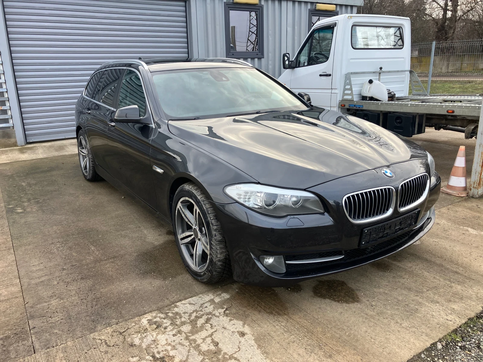 BMW 530 3.0 D - изображение 4