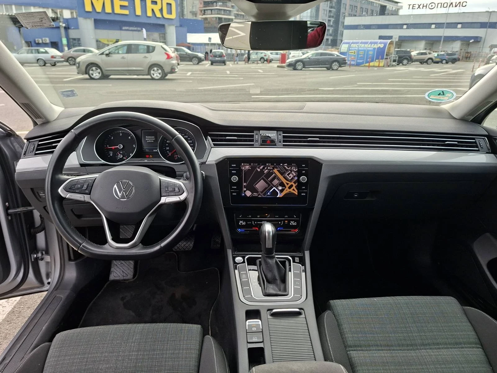 VW Passat, снимка 15 - Автомобили и джипове - 53620021