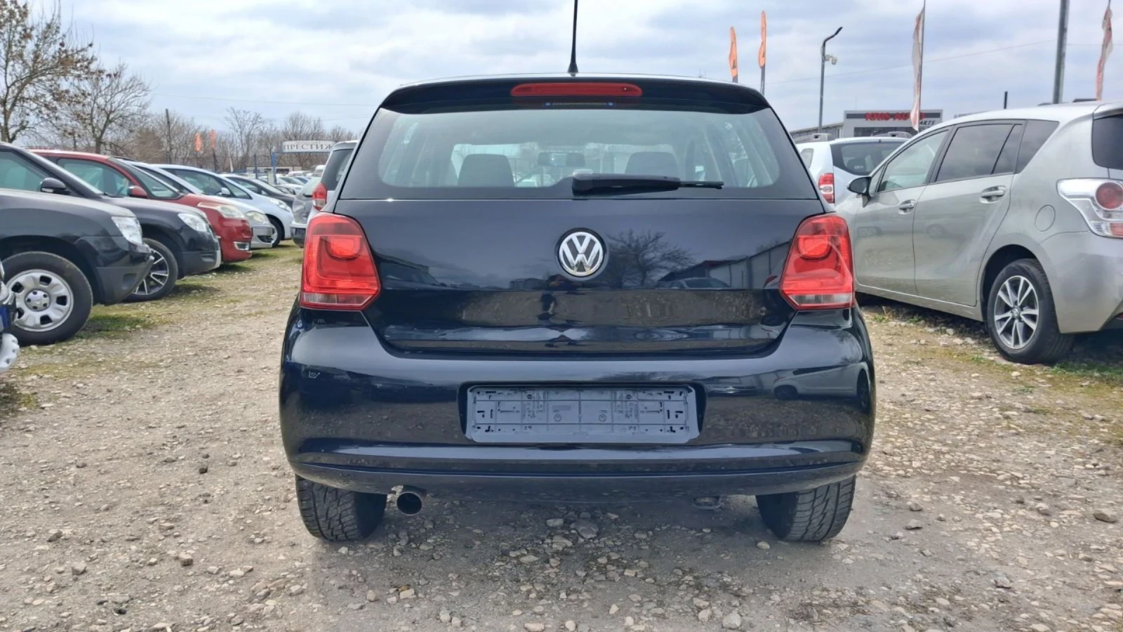 VW Polo 1.6i BiFuel, снимка 3 - Автомобили и джипове - 53957871