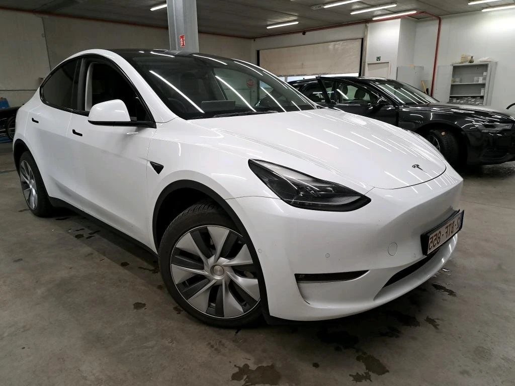 Tesla Model Y Long Range