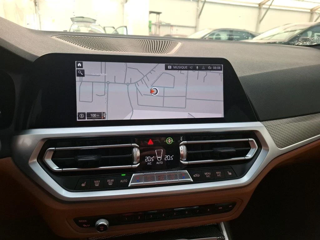 BMW 320 M-SPORT * VIRTUAL* 360CAM * HEADUP * ПЪЛНА ИСТОРИЯ, снимка 10 - Автомобили и джипове - 54233047