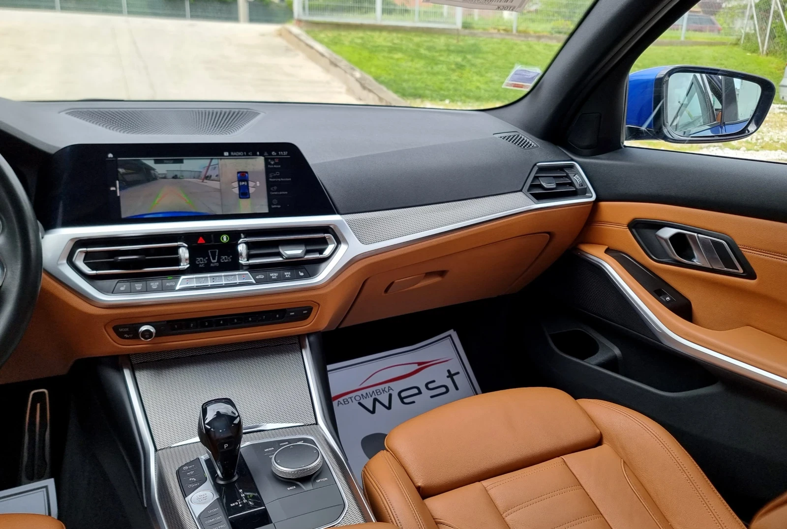 BMW 320 M-SPORT * VIRTUAL* 360CAM * HEADUP * ПЪЛНА ИСТОРИЯ, снимка 13 - Автомобили и джипове - 54233047