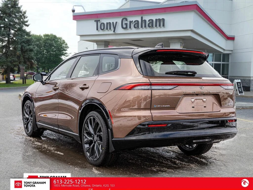 Toyota Crown Signia Limited AWD, снимка 5 - Автомобили и джипове - 54248627