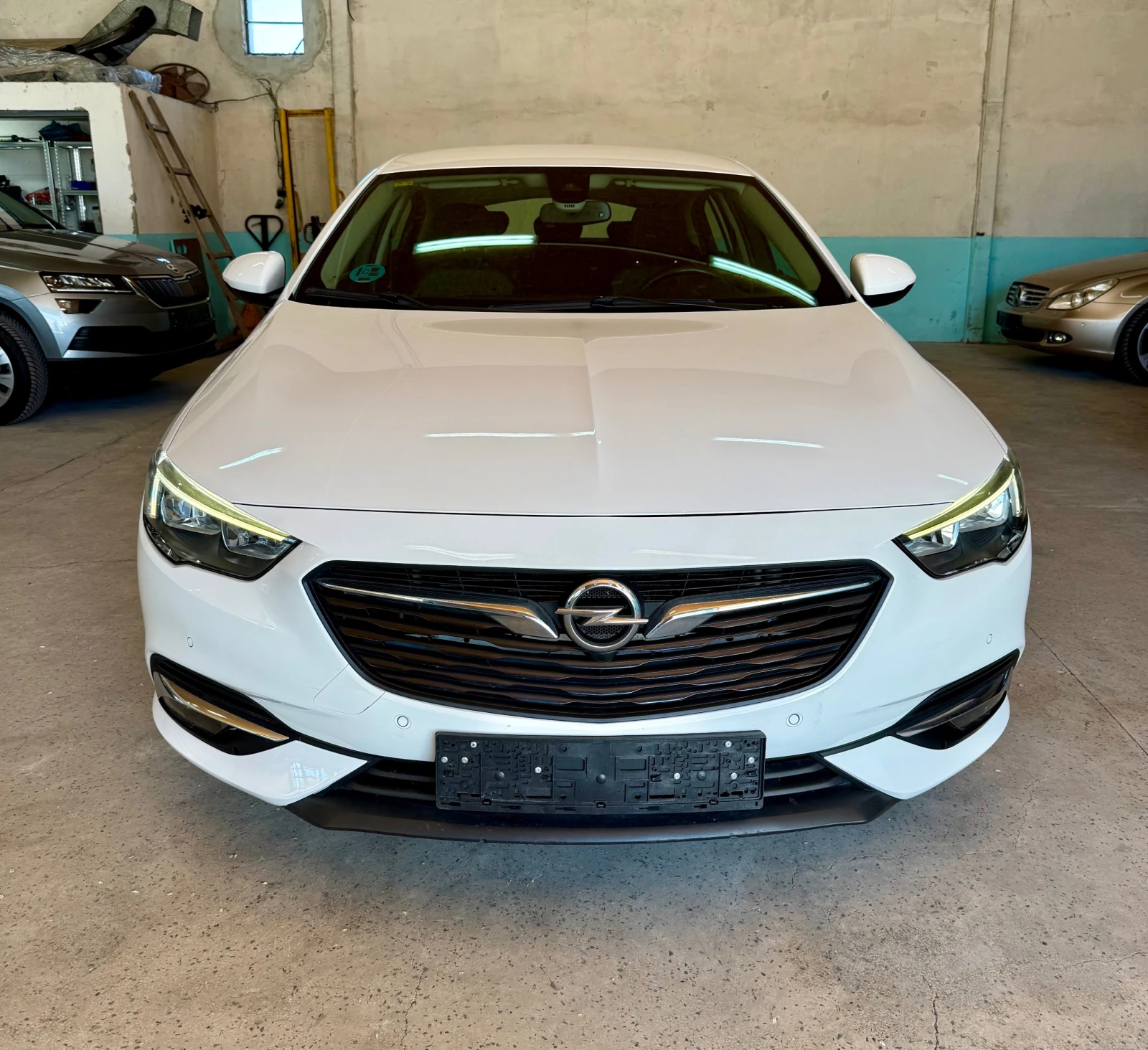 Opel Insignia Grand Sport 1.6 CDTI   �����   2018 �.��� �������� | Mobile.bg � ����������� 4
