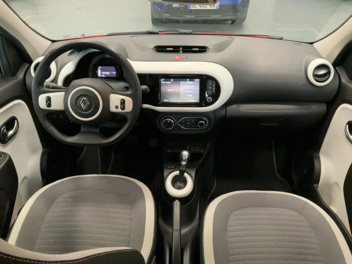 Renault Twingo Парктроник, снимка 6 - Автомобили и джипове - 54600770