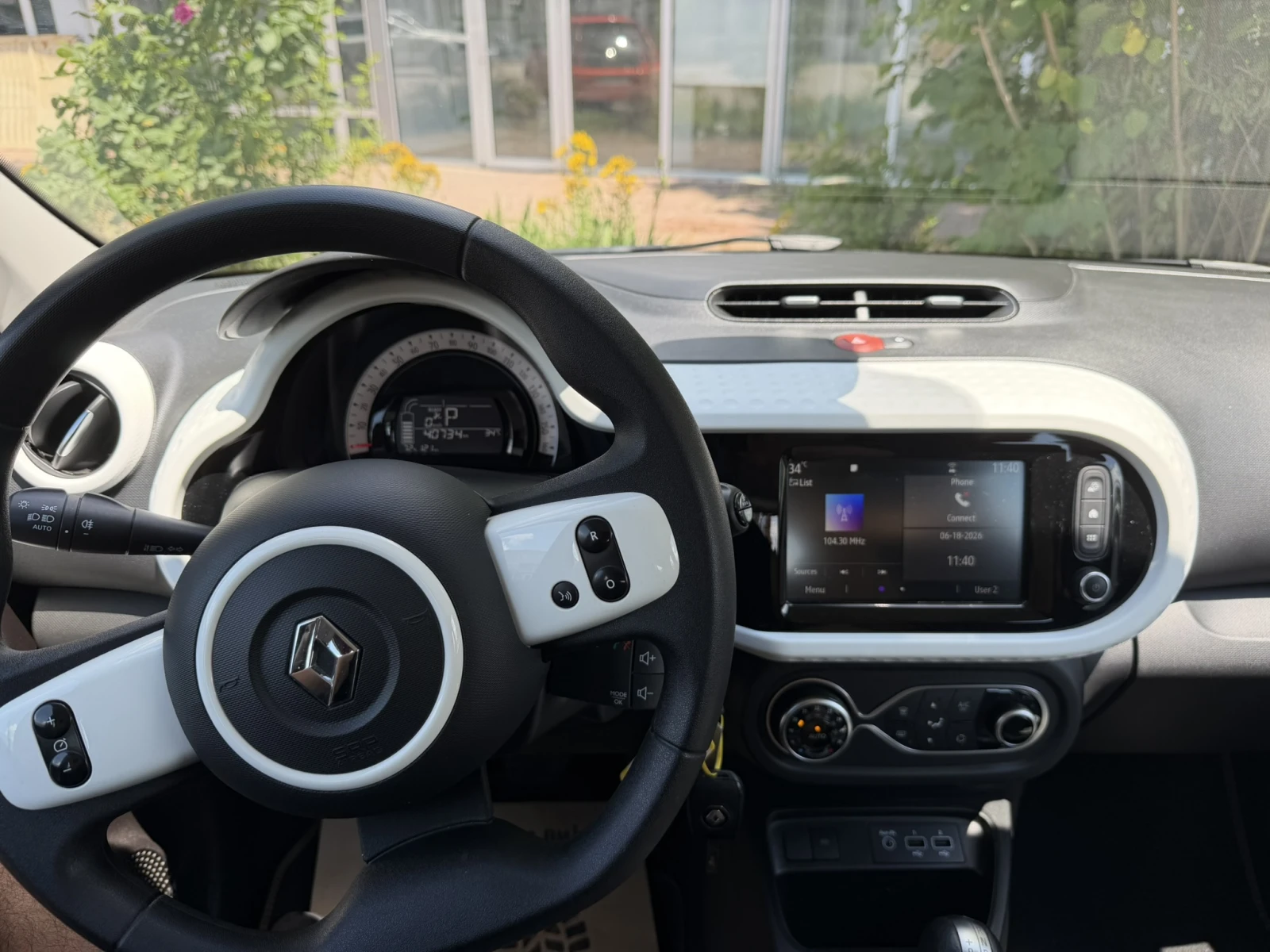 Renault Twingo, снимка 11 - Автомобили и джипове - 54600770